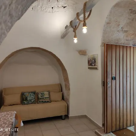 Antico Trullo Altavilla In Valle D'itria Tra Martina Franca E Hébergement de vacances *